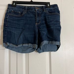 Lowrise denim shorts